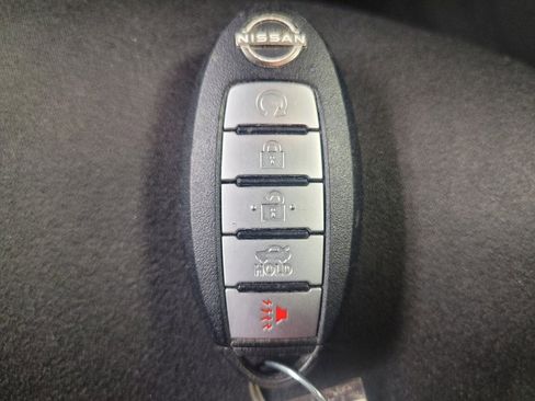 Used 2024 Nissan Altima 2.5 SV image 32