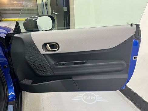 Certified 2025 MINI Cooper S image 22