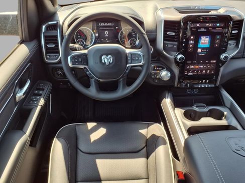 New 2026 RAM 1500 Laramie AWD/4WD image 4