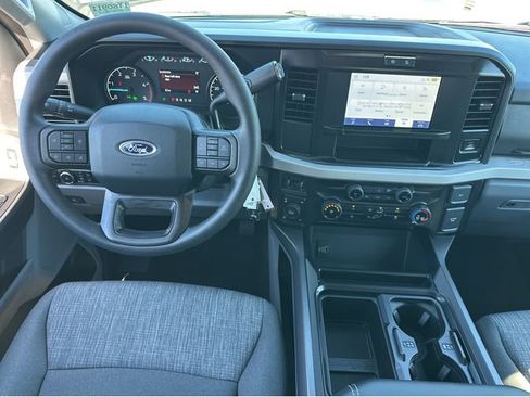 New 2026 Ford F250 XLT w/ FX4 Off-Road Package image 10