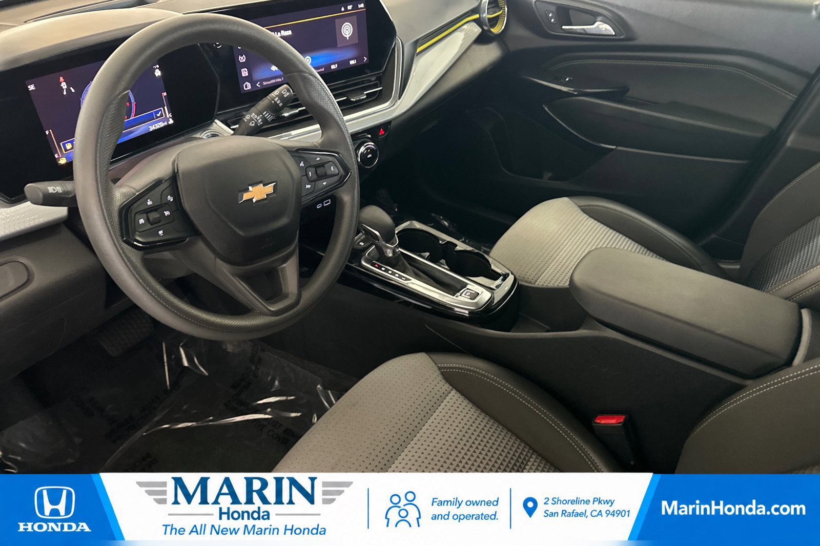 Used 2025 Chevrolet Trax LT FWD image 10