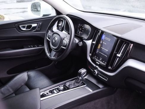 Used 2020 Volvo XC60 T5 Momentum AWD/4WD image 48