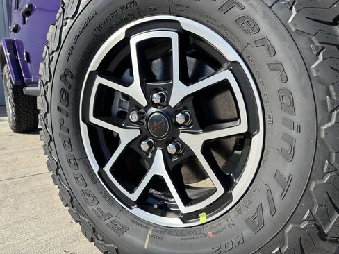 New 2026 Jeep Wrangler Unlimited Rubicon AWD/4WD image 7