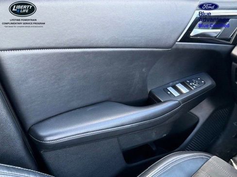 Used 2023 Mitsubishi Outlander SE image 33