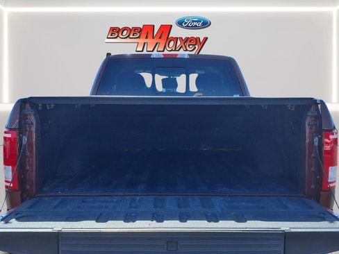 Used 2017 Ford F150 XLT w/ Equipment Group 302A Luxury AWD/4WD image 9