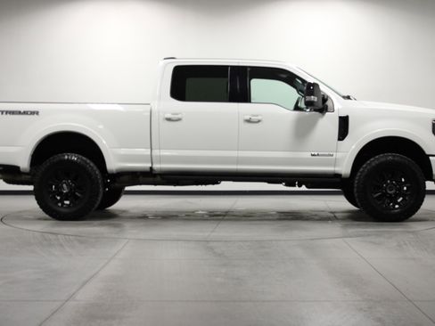 Used 2022 Ford F250 Lariat w/ Tremor Off-Road Package image 3