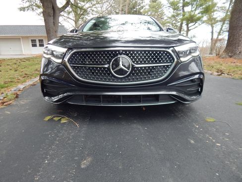 Used 2024 Mercedes-Benz E 450 SEDAN 4-DR image 45