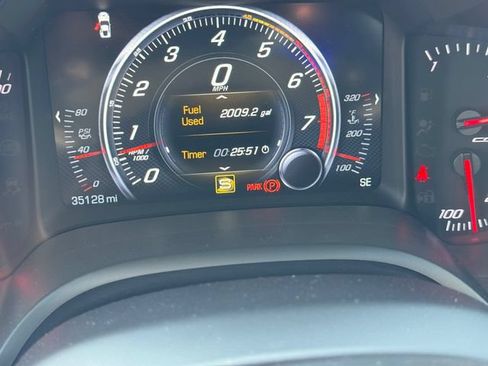 Used 2019 Chevrolet Corvette Stingray Coupe w/ 2LT Preferred Equipment Group RWD image 16