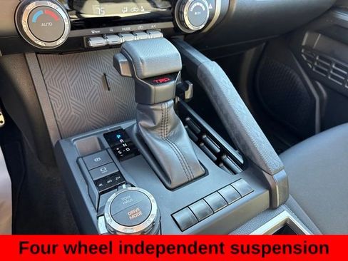 Used 2025 Toyota Tacoma TRD Sport image 22