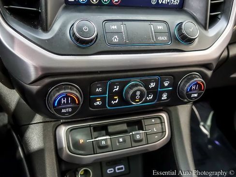 Used 2020 GMC Acadia AT4 image 18