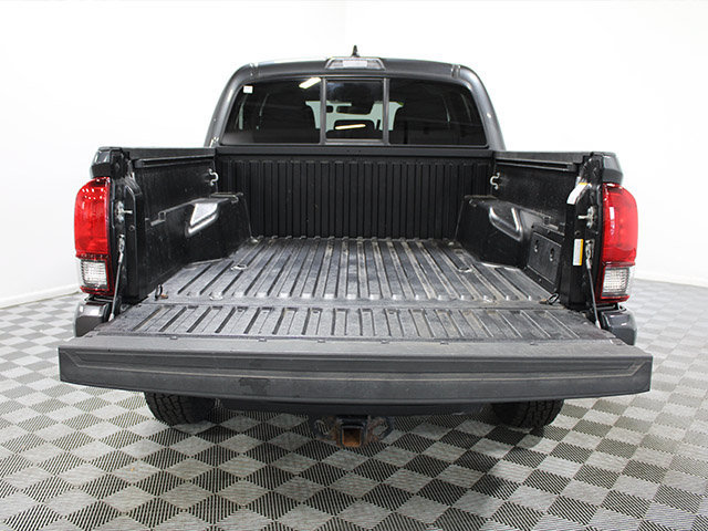 Certified 2023 Toyota Tacoma SR AWD/4WD image 14