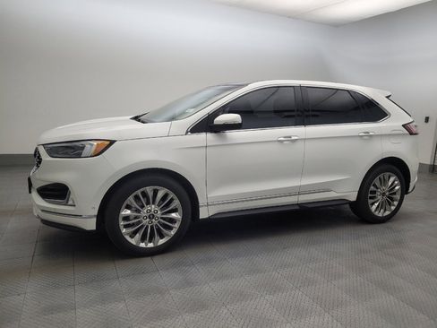 Used 2020 Ford Edge Titanium w/ Equipment Group 301A FWD image 2