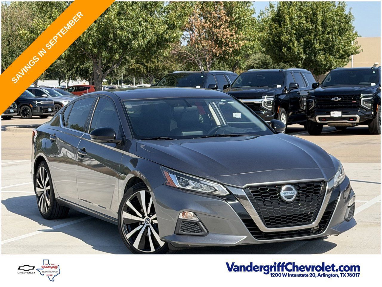 Used 2019 Nissan Altima 2.5 SR w/ SR Premium Package FWD image 2
