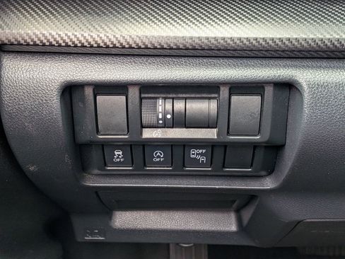 Certified 2023 Subaru Crosstrek 2.0i Premium AWD/4WD image 18