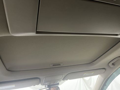 Used 2016 Honda Odyssey Touring Elite image 21