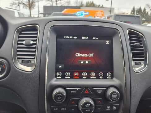 Used 2019 Dodge Durango GT image 21