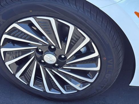 Used 2021 Hyundai Sonata SEL FWD image 10
