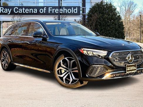 Certified 2025 Mercedes-Benz E 450 4MATIC All-Terrain Wagon image 11