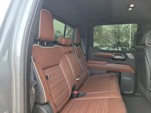 Used 2023 GMC Sierra 1500 Denali Ultimate image 13