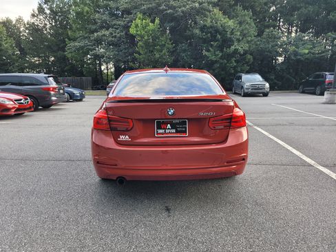 Used 2016 BMW 320i Sedan image 5