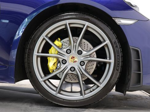 Used 2021 Porsche 718 Cayman RWD image 68