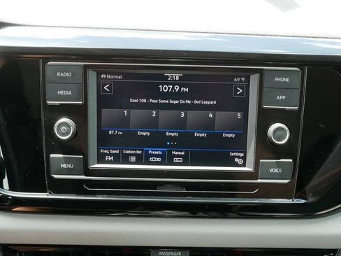 Certified 2023 Volkswagen Taos S w/ IQ Drive S Package AWD/4WD image 33