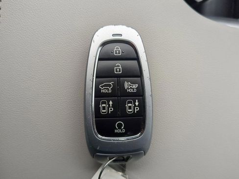 Used 2023 Hyundai Palisade Calligraphy image 27