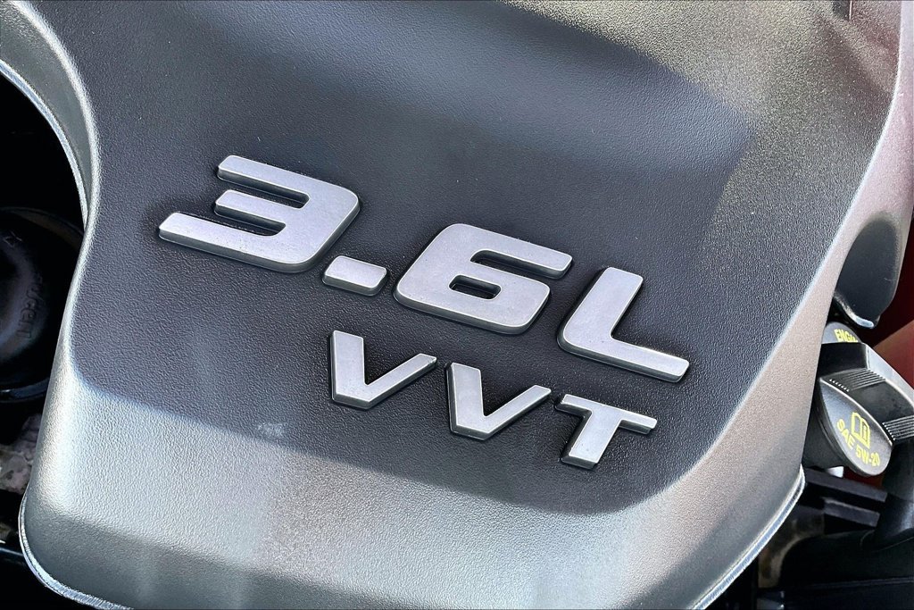 Used 2017 Dodge Challenger SXT Plus RWD image 27