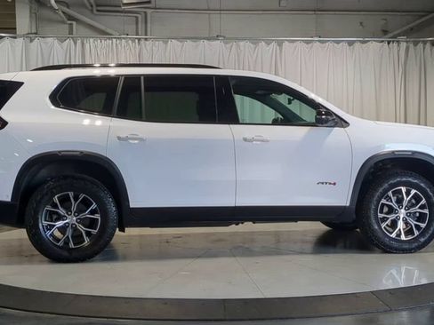 Used 2024 GMC Acadia AT4 w/ Super Cruise Package AWD/4WD image 9