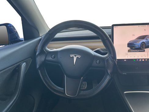 Used 2022 Tesla Model Y Performance AWD/4WD image 13