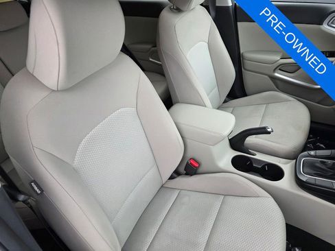 Used 2021 Kia Soul LX FWD image 28