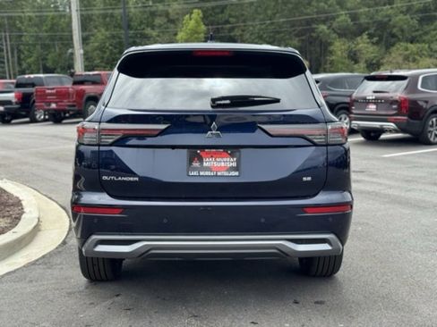 New 2025 Mitsubishi Outlander SEL image 10