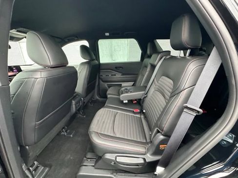 Used 2026 Nissan Pathfinder Rock Creek AWD/4WD image 26