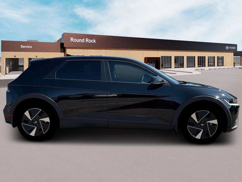 New 2026 Hyundai Ioniq 5 SEL image 9