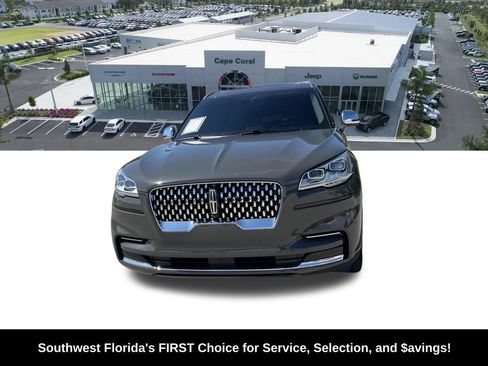 Used 2022 Lincoln Aviator Black Label w/ Dynamic Handling Package AWD/4WD image 2