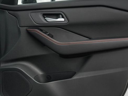 New 2026 Nissan Rogue SV AWD/4WD image 10