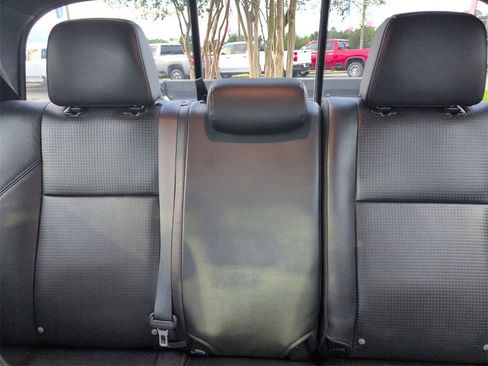 Used 2023 Toyota Tacoma Limited image 23