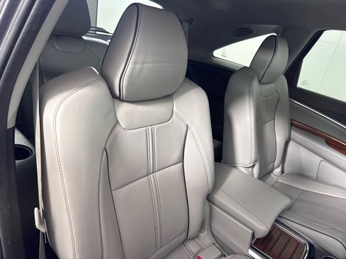 Used 2018 Acura MDX FWD w/ Advance Package image 28