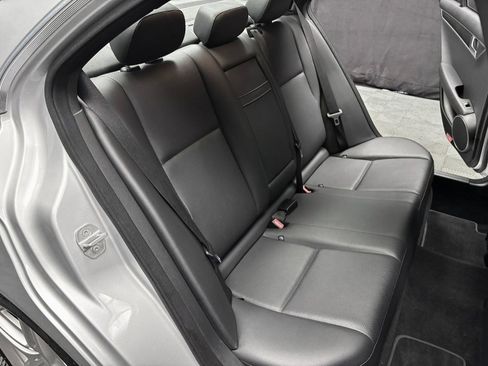 Used 2013 Mercedes-Benz C 300 Sport image 32