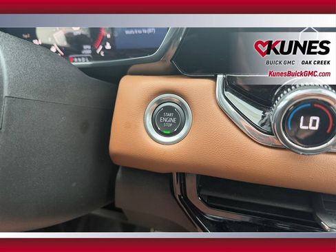Used 2024 GMC Canyon AT4 w/ AT4 Premium Package AWD/4WD image 31