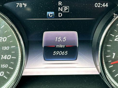 Used 2019 Mercedes-Benz E 300 image 27