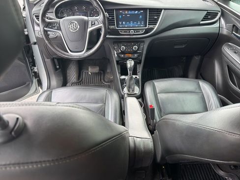 Used 2020 Buick Encore Essence image 13