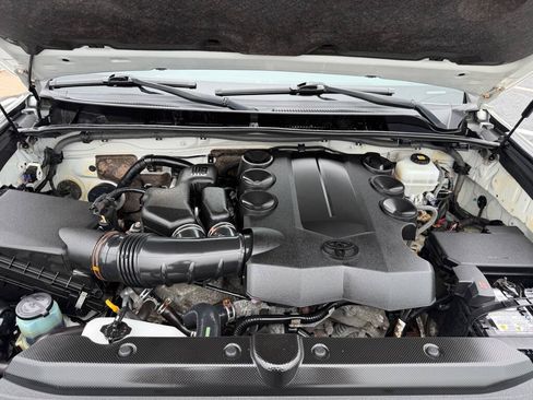 Used 2019 Toyota 4Runner 4WD image 60
