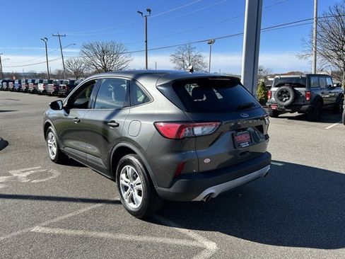 Used 2020 Ford Escape S image 5