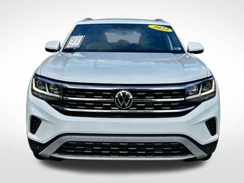 Used 2022 Volkswagen Atlas Cross Sport SE image 2