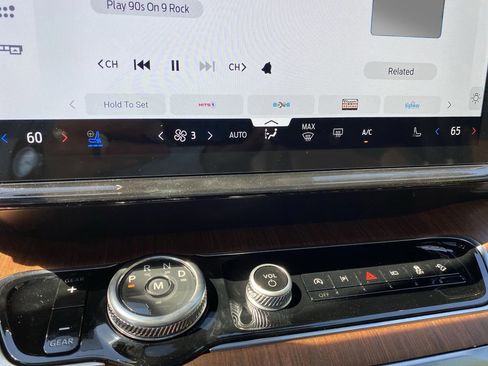 New 2025 Ford Expedition King Ranch image 28