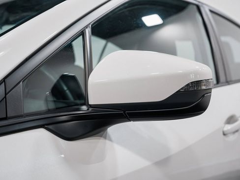 Used 2023 Subaru Legacy Premium image 39