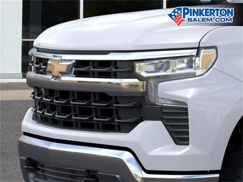 New 2025 Chevrolet Silverado 1500 LT image 13