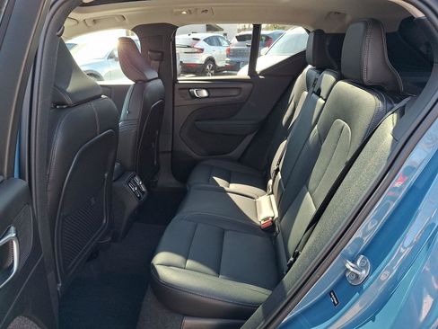 Certified 2024 Volvo XC40 B5 Plus w/ Climate Package image 10