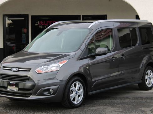 Used 2016 Ford Transit Connect Titanium image 1